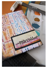 Sizzix by Seth Apter - Textured Impressions - Multilevel Embossing Folder - Dot Matrix A5